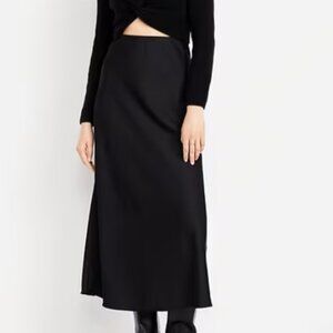 Old Navy Satin Maxi Skirt – XXL Tall - 0184